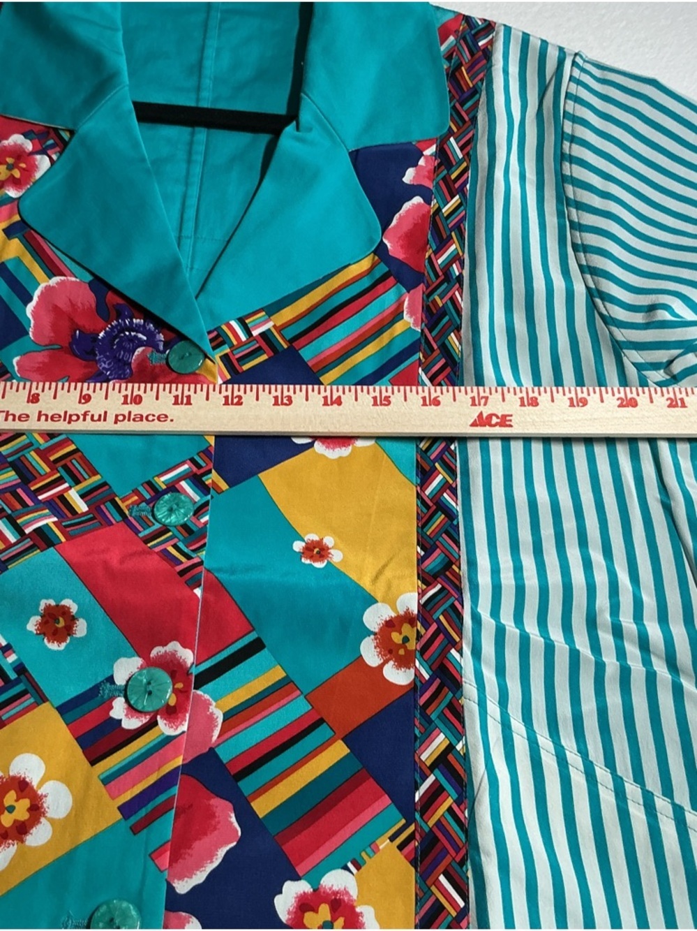 Koos silk reversible colorful jacket size medium - Picture 12 of 15